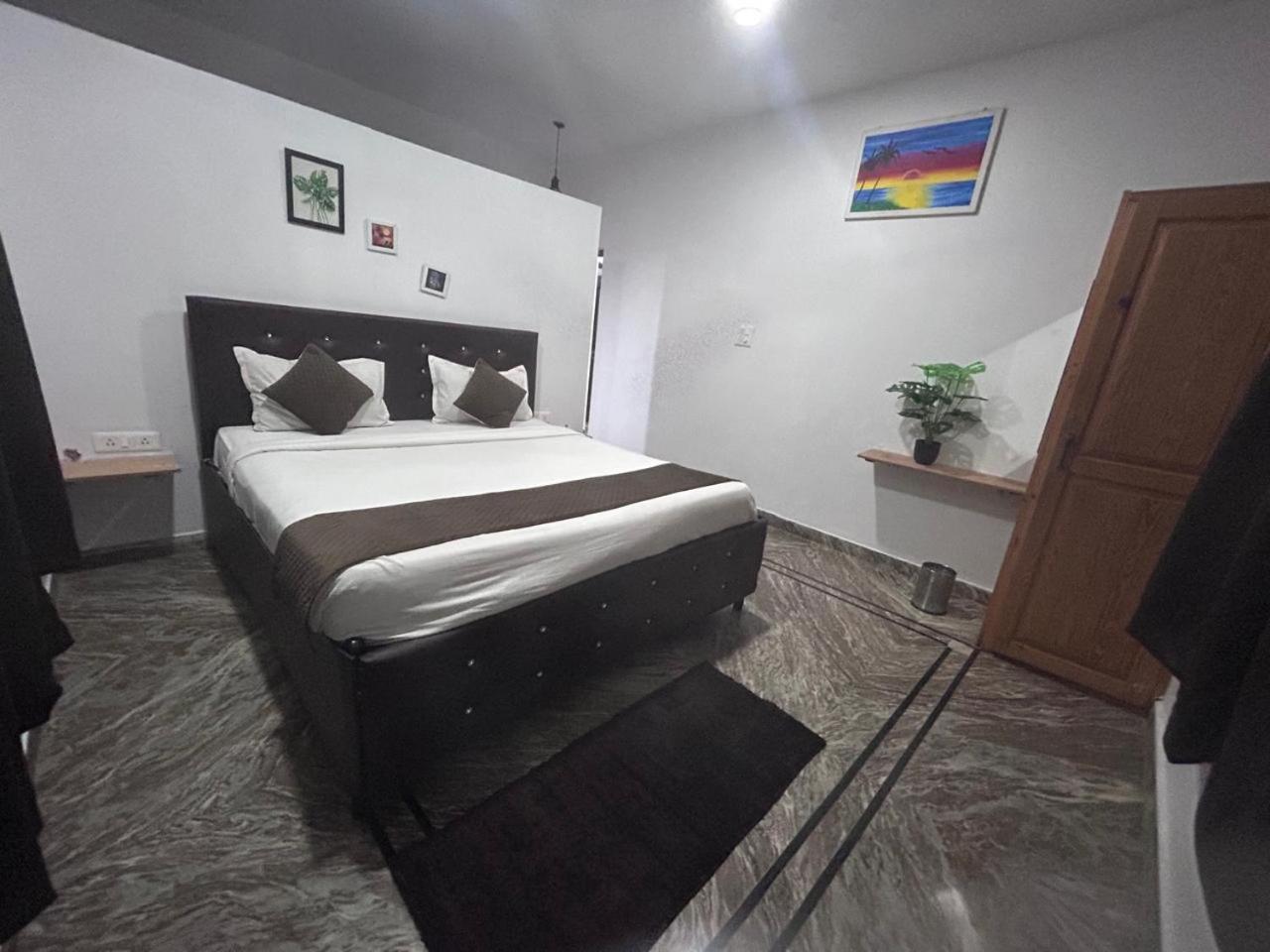 Hotel Baga Place Szoba fotó