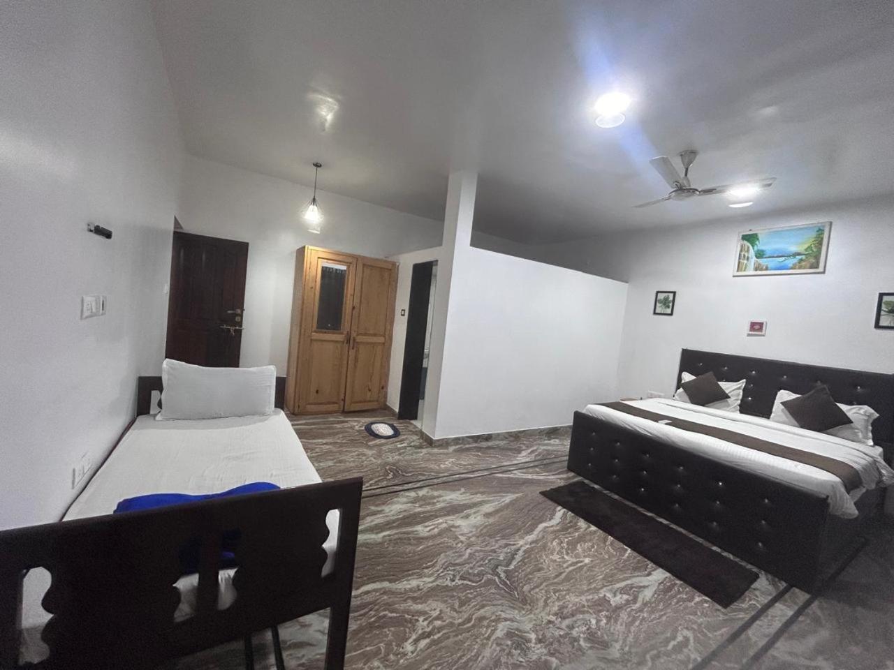 Hotel Baga Place Szoba fotó